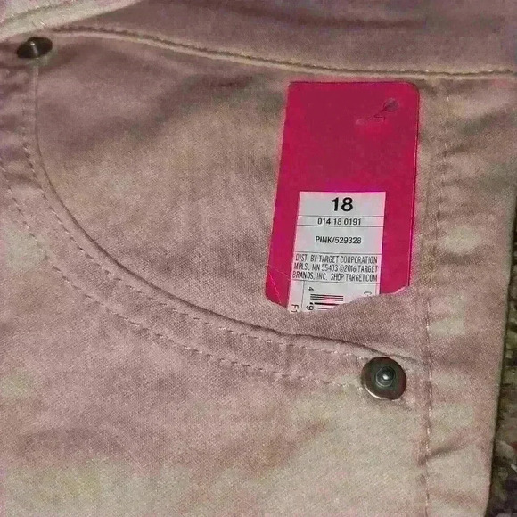 Exhilaration girls pink short size 18. Like baby pink. Style number 014180191. - Picture 4 of 5